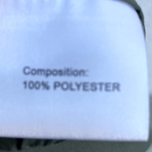 TAVASEN Outdoor Life Jacket, Size Large- Forest Green. With Pockets - Picture 3 of 9